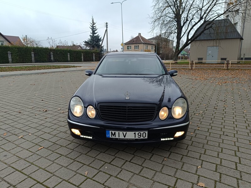 Фотография 5 - Mercedes-Benz E 220 2003 г Седан