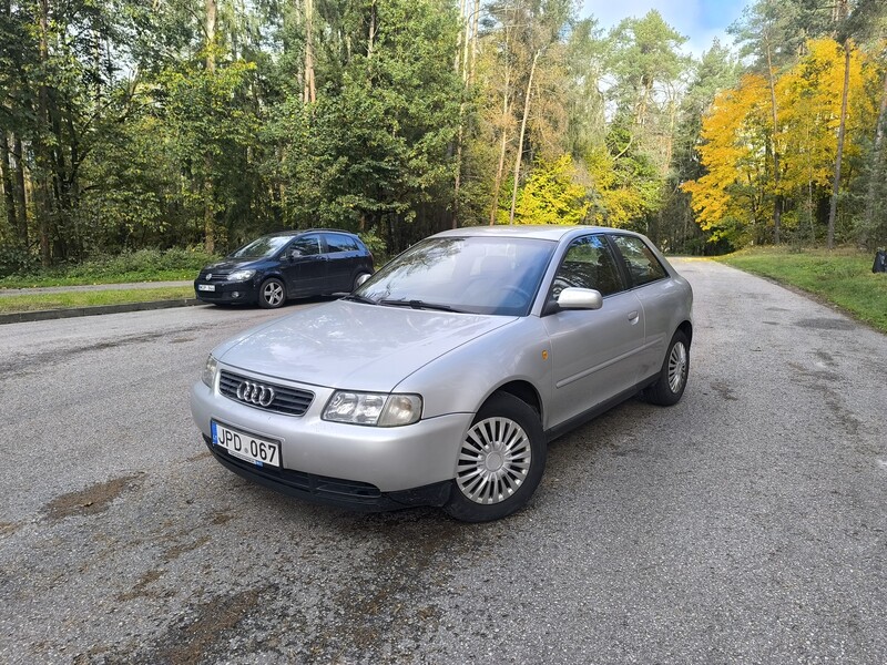 Audi A3 2000 m Hečbekas