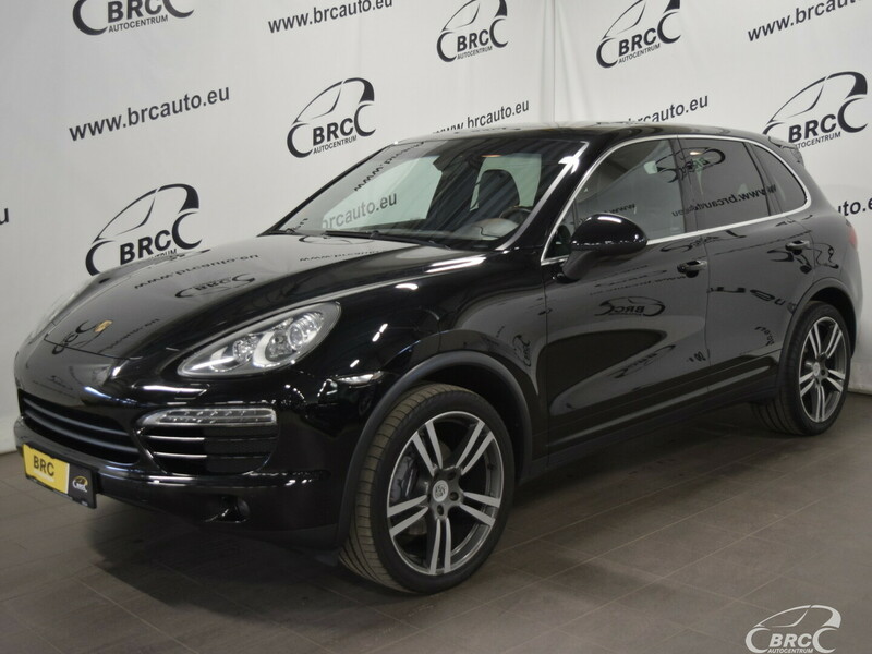 Porsche Cayenne A/T 2010 г