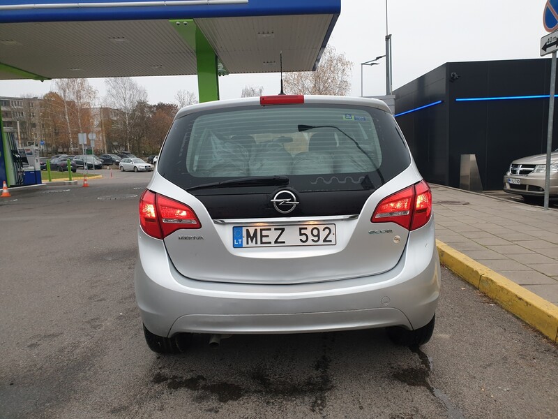 Photo 6 - Opel Meriva 2011 y Hatchback