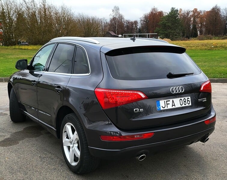 Photo 2 - Audi Q5 2010 y Off-road / Crossover