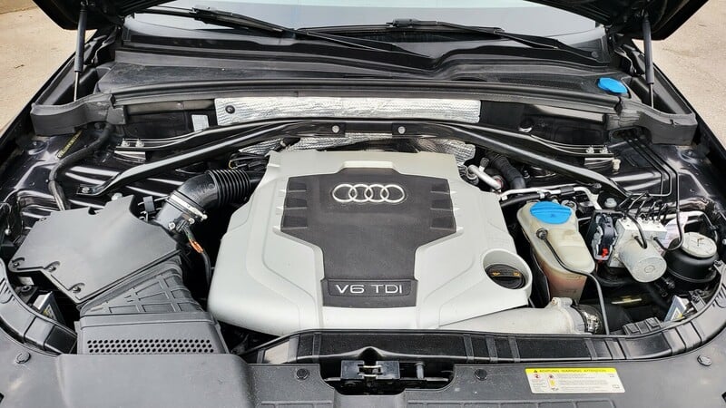 Photo 21 - Audi Q5 2010 y Off-road / Crossover