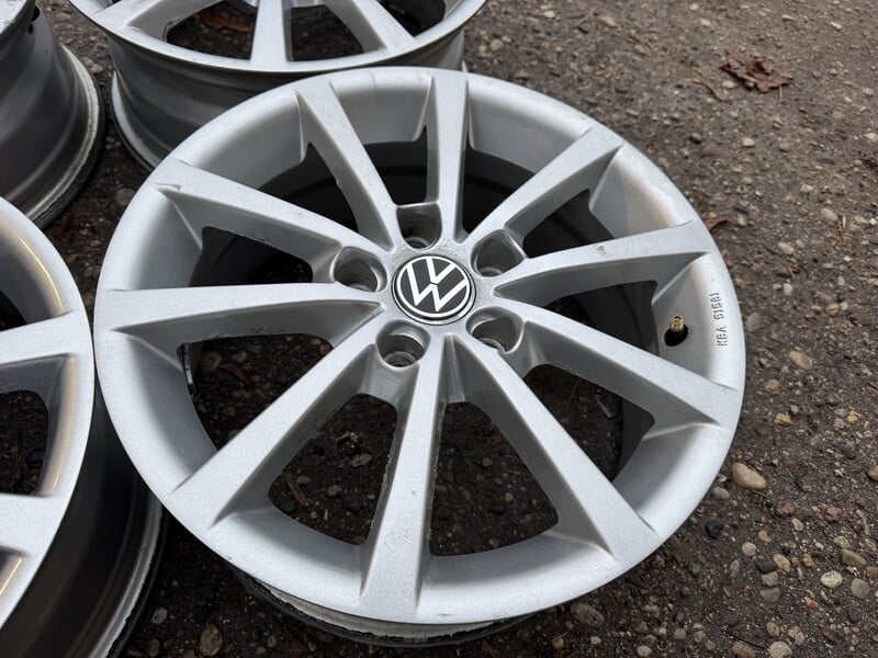 Photo 3 - Volkswagen Siunciam, 6.5J ET35 light alloy R16 rims