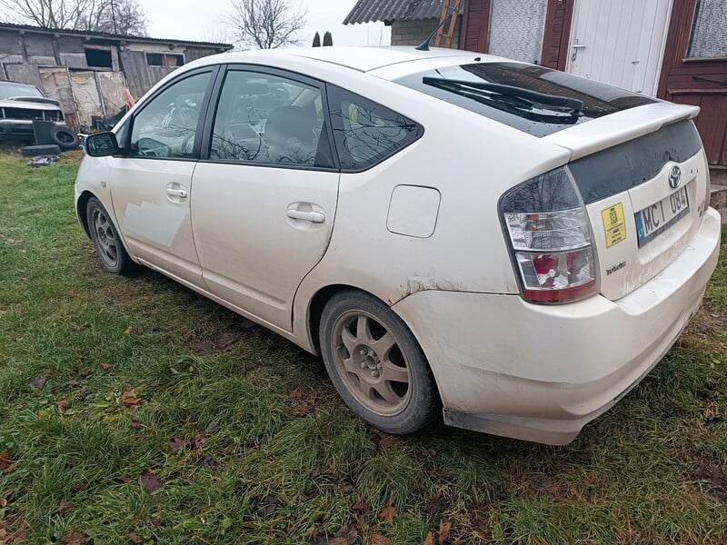 Nuotrauka 4 - Toyota Prius 2005 m Hečbekas