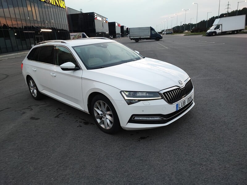 Photo 1 - Skoda Superb 2020 y Wagon