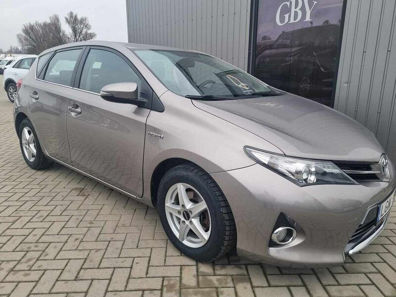 Nuotrauka 2 - Toyota Auris 2013 m Hečbekas