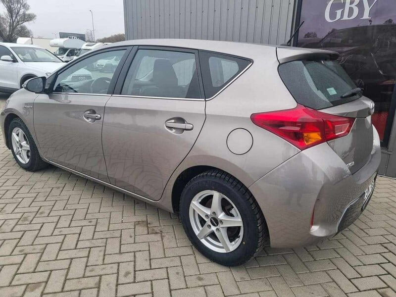 Nuotrauka 4 - Toyota Auris 2013 m Hečbekas