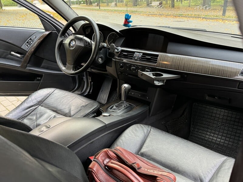 Photo 4 - Bmw 530 E60 2005 y