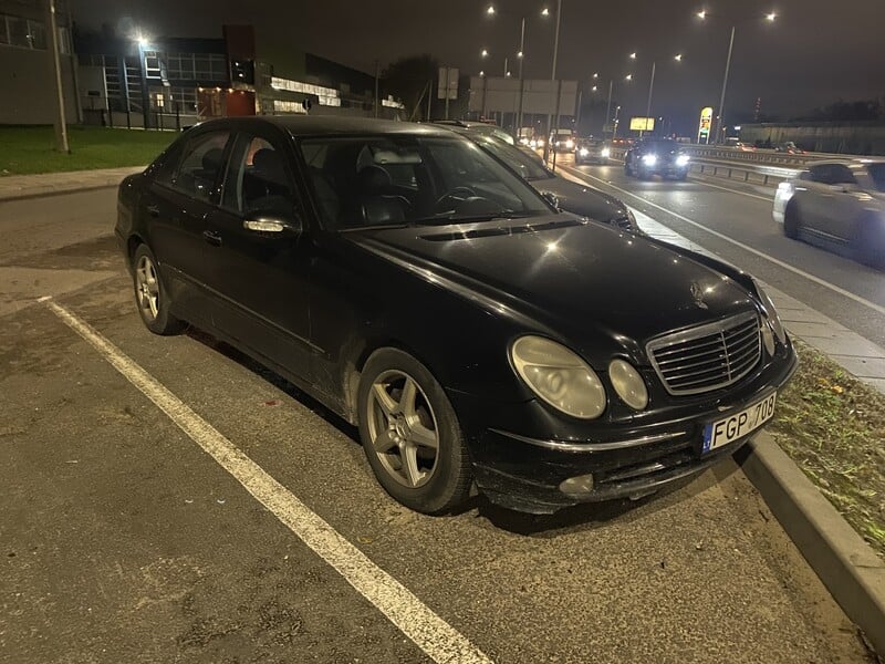 Mercedes-Benz E 270 S211 2005 г