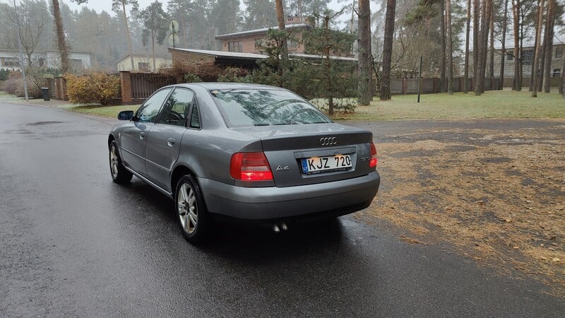 Photo 5 - Audi A4 2000 y Sedan