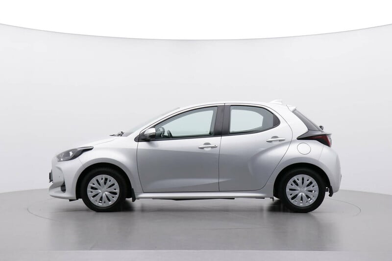 Photo 3 - Toyota Yaris 2021 y Hatchback