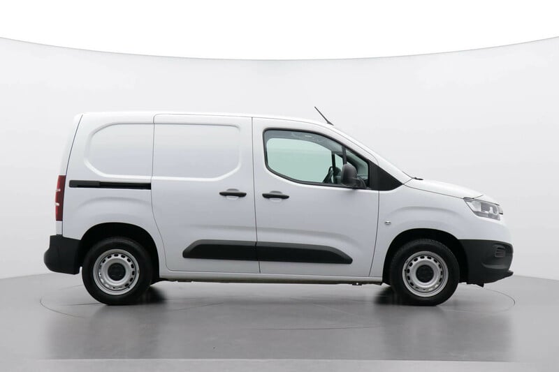 Фотография 13 - Toyota Proace City 2023 г Фургон