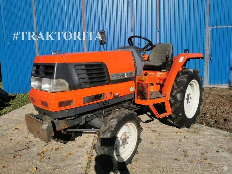 Kubota EUR-KOKYBĖ-DAUG VNT. 2009 m Traktorius