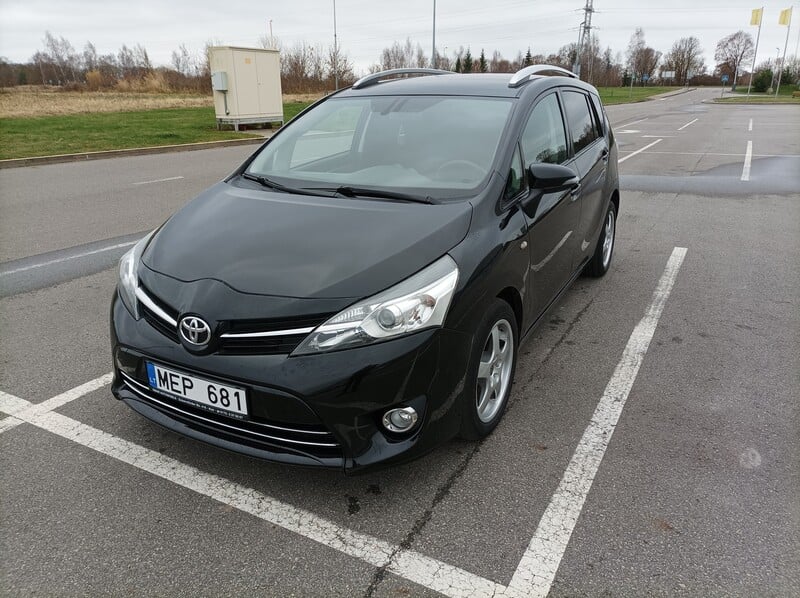 Toyota Verso TDI 2013 г