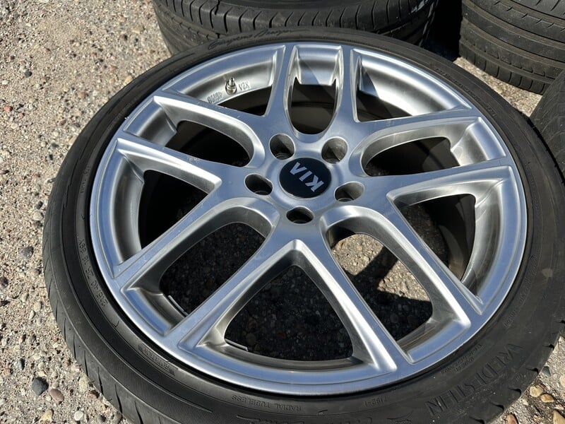 Photo 3 - KIA Siunciam, 7.5J ET45 light alloy R18 rims