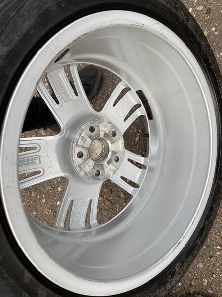 Photo 8 - Volkswagen Siunciam, 8J ET34 light alloy R18 rims