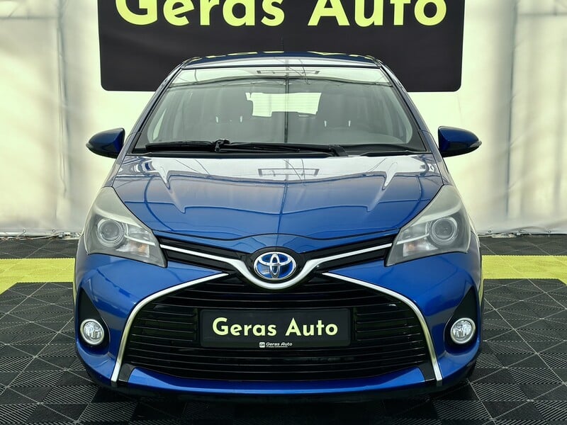 Photo 2 - Toyota Yaris 2014 y Hatchback