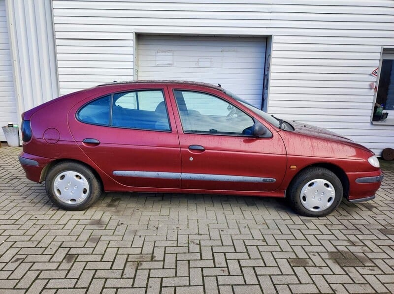 Renault Megane I 1997 г