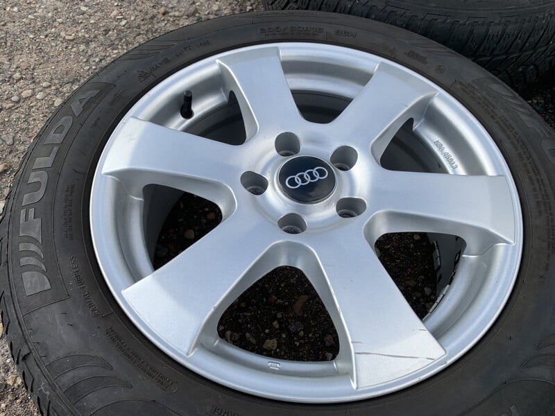 Photo 3 - Audi Siunciam, 6.5J ET45 light alloy R16 rims