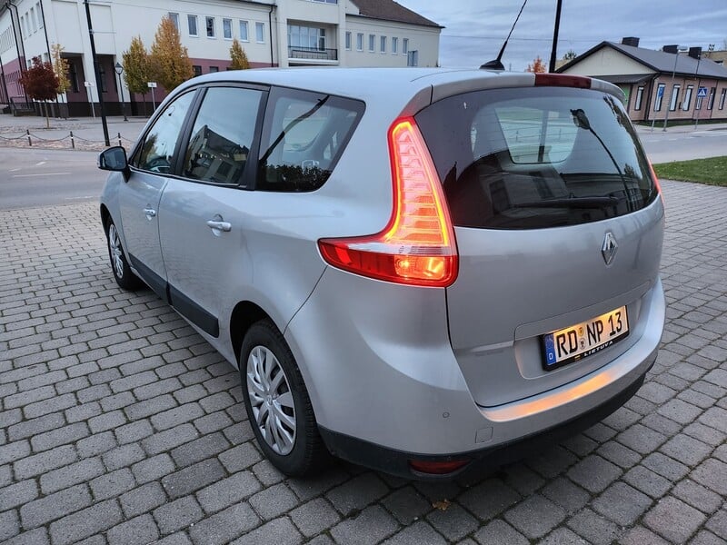 Photo 17 - Renault Grand Scenic III 2012 y