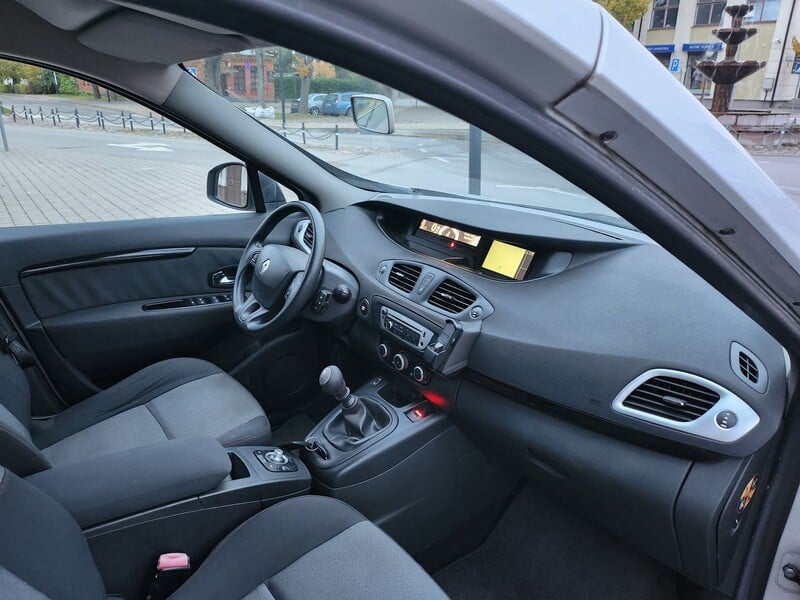 Photo 21 - Renault Grand Scenic III 2012 y