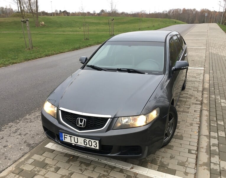 Honda Accord 2004 m Universalas