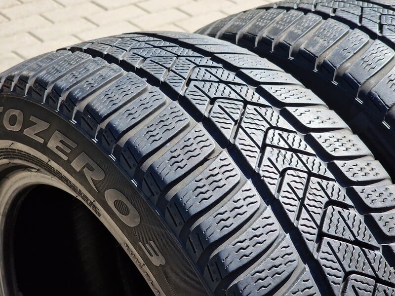 Photo 8 - Pirelli Winter SOTTO ZERO 3 R17 winter tyres passanger car