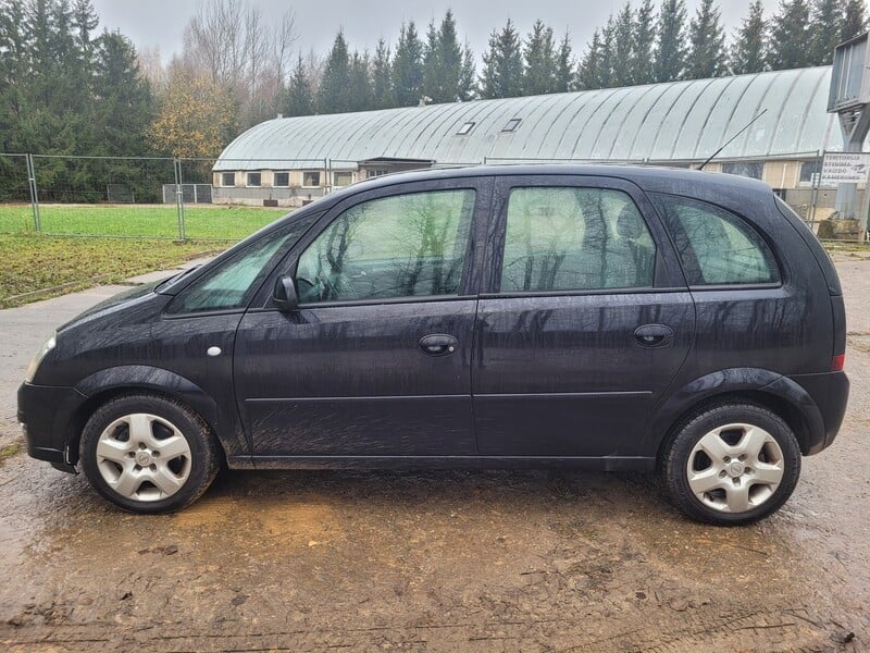 Photo 4 - Opel Meriva 2009 y Hatchback