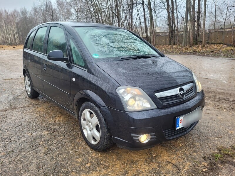 Photo 3 - Opel Meriva 2009 y Hatchback