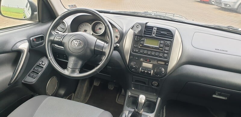 Фотография 11 - Toyota RAV4 II D4D 2003 г