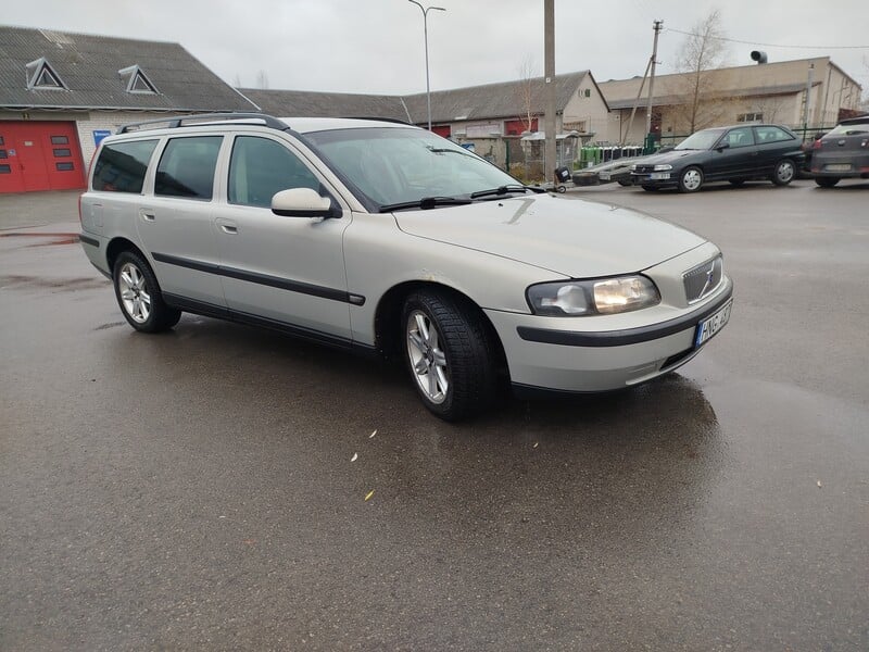 Nuotrauka 1 - Volvo V70 2000 m Universalas