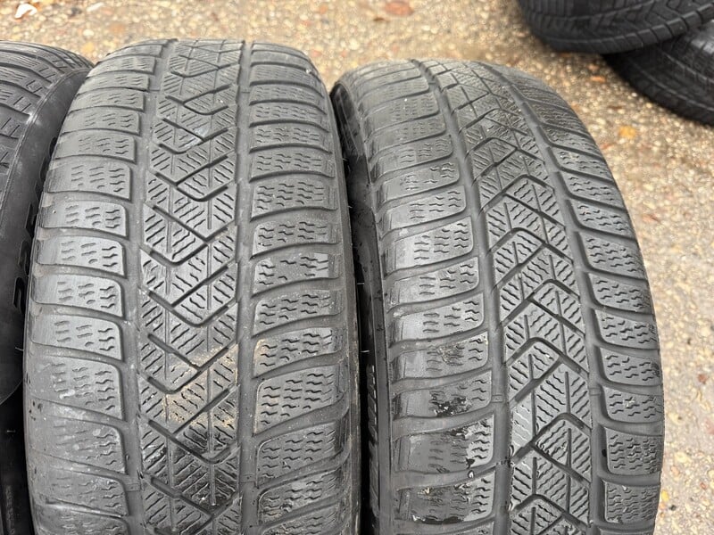 Photo 3 - Pirelli Siunciam, 5mm 2020m R18 winter tyres passanger car