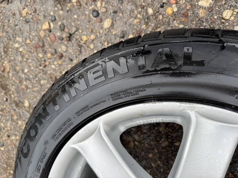 Photo 11 - Continental Siunciam, 6mm R17 winter tyres passanger car