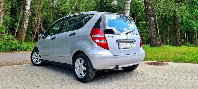 Photo 3 - Mercedes-Benz A 170 2005 y Hatchback