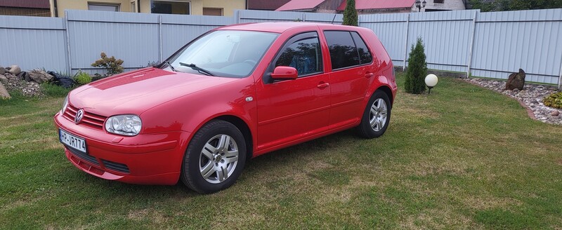 Photo 1 - Volkswagen Golf 2002 y Hatchback