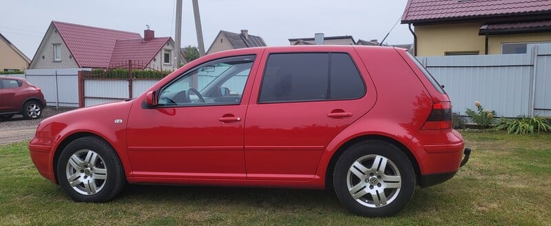 Photo 2 - Volkswagen Golf 2002 y Hatchback