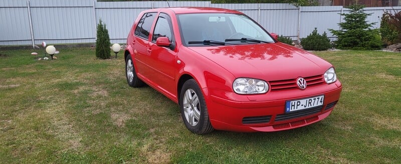 Photo 4 - Volkswagen Golf 2002 y Hatchback