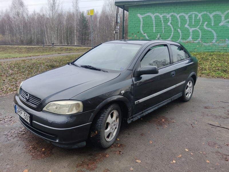 Фотография 1 - Opel Astra 2000 г Хэтчбек