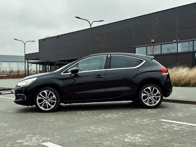 Photo 7 - Citroen DS4 2012 y Hatchback