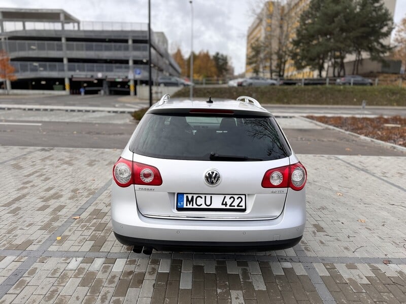 Photo 4 - Volkswagen Passat 2010 y Wagon