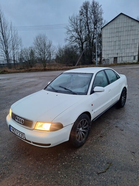 Фотография 3 - Audi A4 B5 1998 г