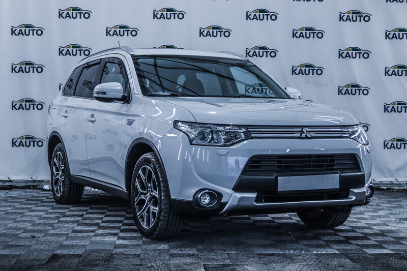 Фотография 2 - Mitsubishi Outlander 2015 г Самодельный