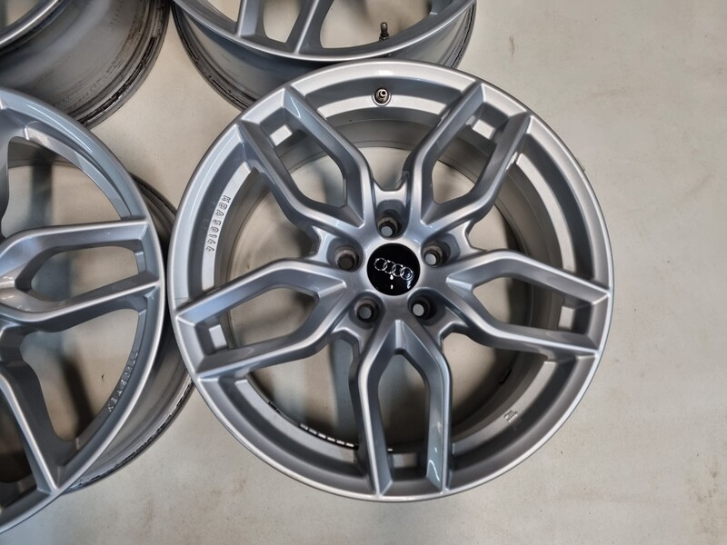 Photo 3 - Audi A6, A4 R18 A6 light alloy R18 rims