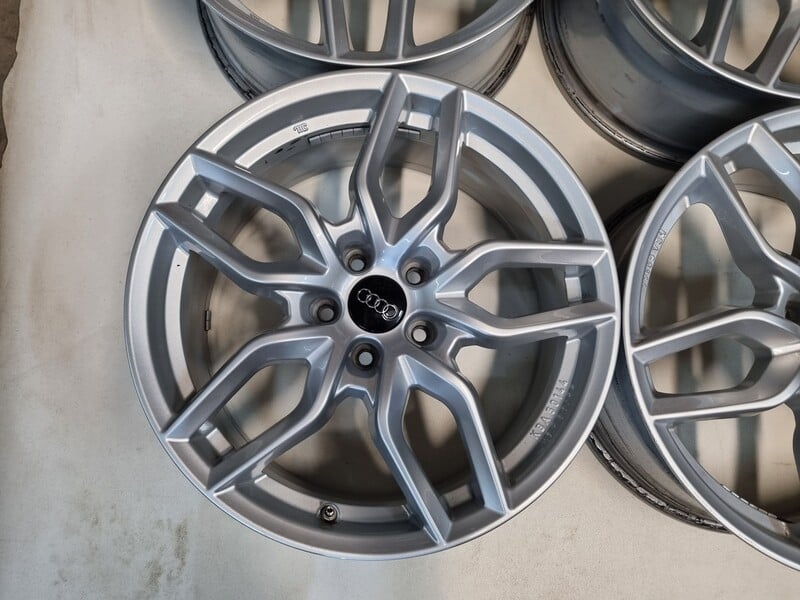 Photo 4 - Audi A6, A4 R18 A6 light alloy R18 rims