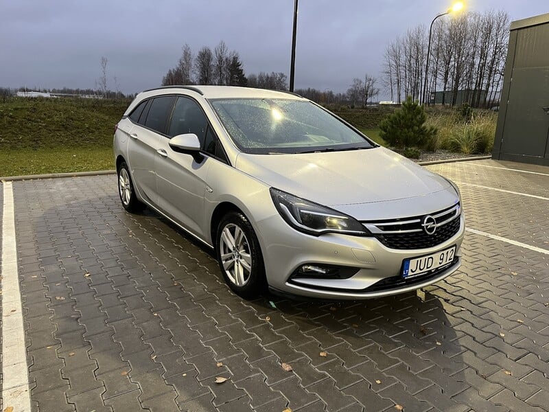 Nuotrauka 1 - Opel Astra K SPORTS 2017 m