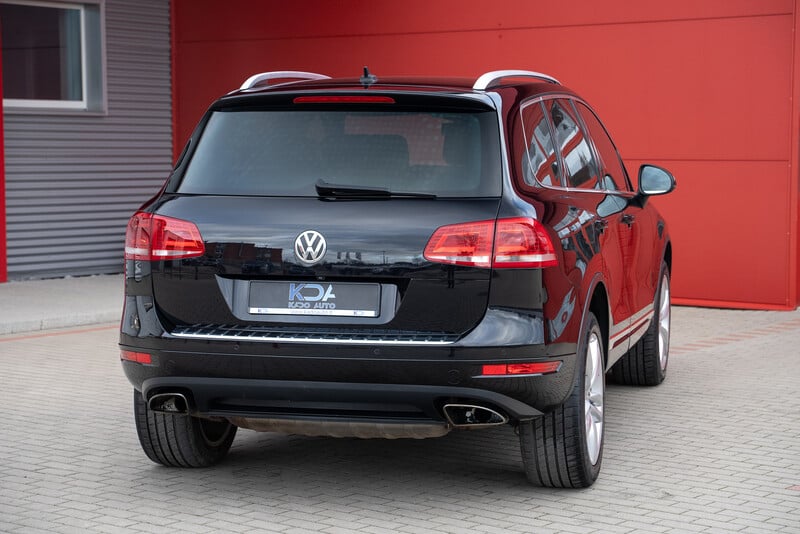 Фотография 10 - Volkswagen Touareg II 2012 г