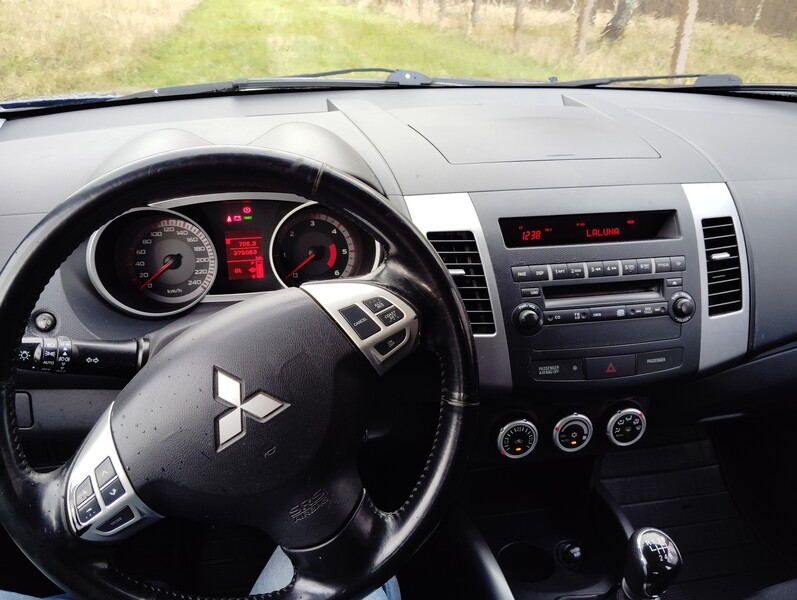 Photo 11 - Mitsubishi Outlander 2007 y Off-road / Crossover