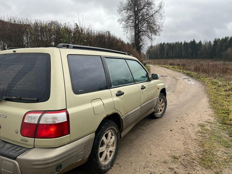 Фотография 4 - Subaru Forester 2000 г Внедорожник / Кроссовер