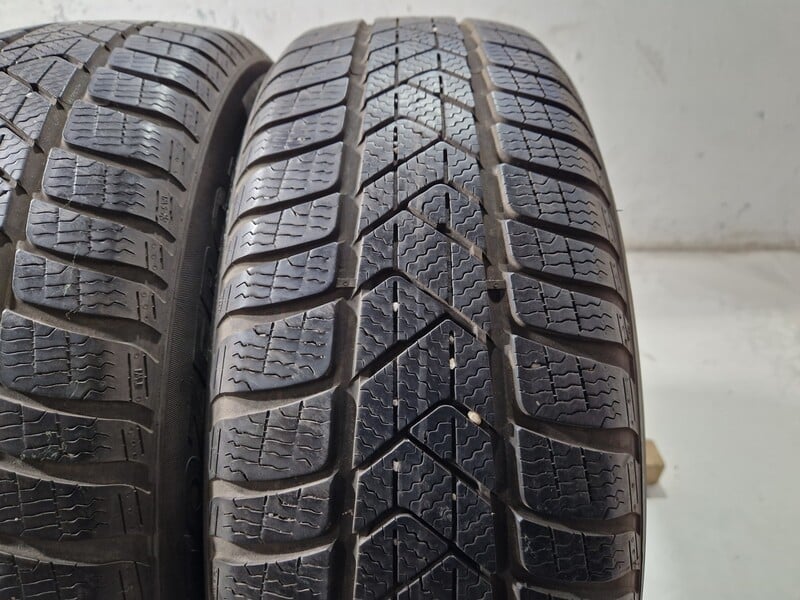 Photo 3 - Pirelli 6-7mm R16 winter tyres passanger car