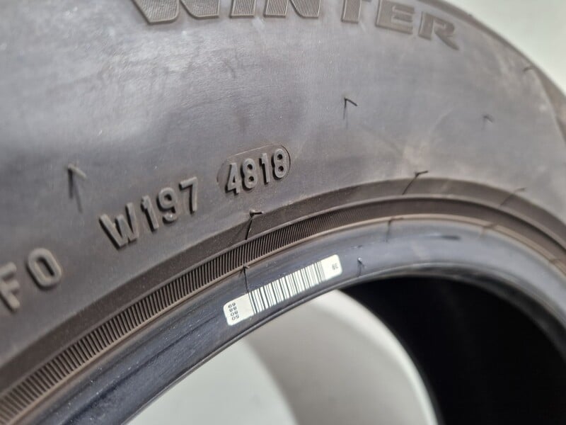 Photo 9 - Pirelli 6-7mm R16 winter tyres passanger car